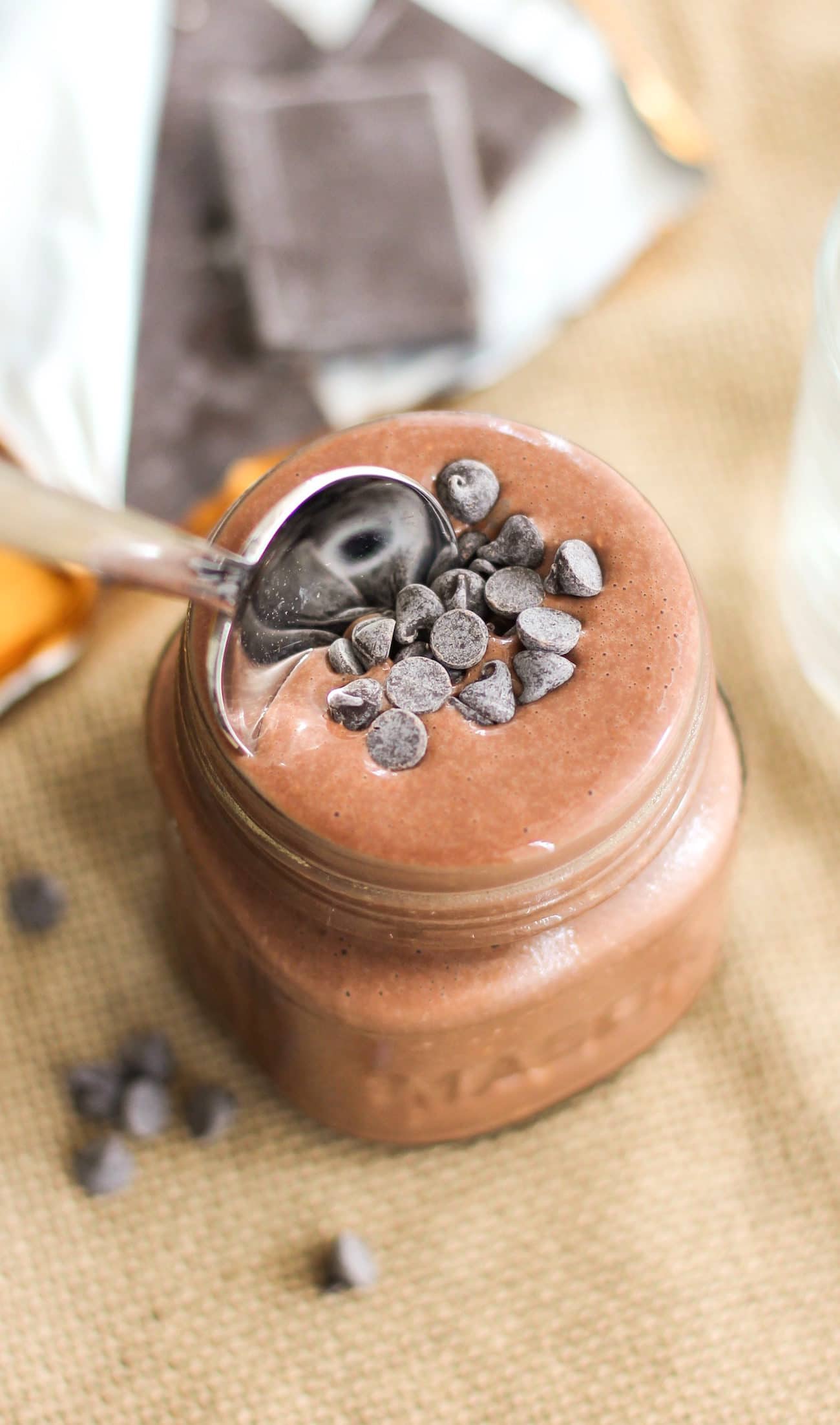 Healthy Chocolate Fudge Brownie Overnight Dessert Oats (refined sugar free, low fat, high protein, high fiber, gluten free, vegan option) - Healthy Dessert Recipes at Desserts with Benefits