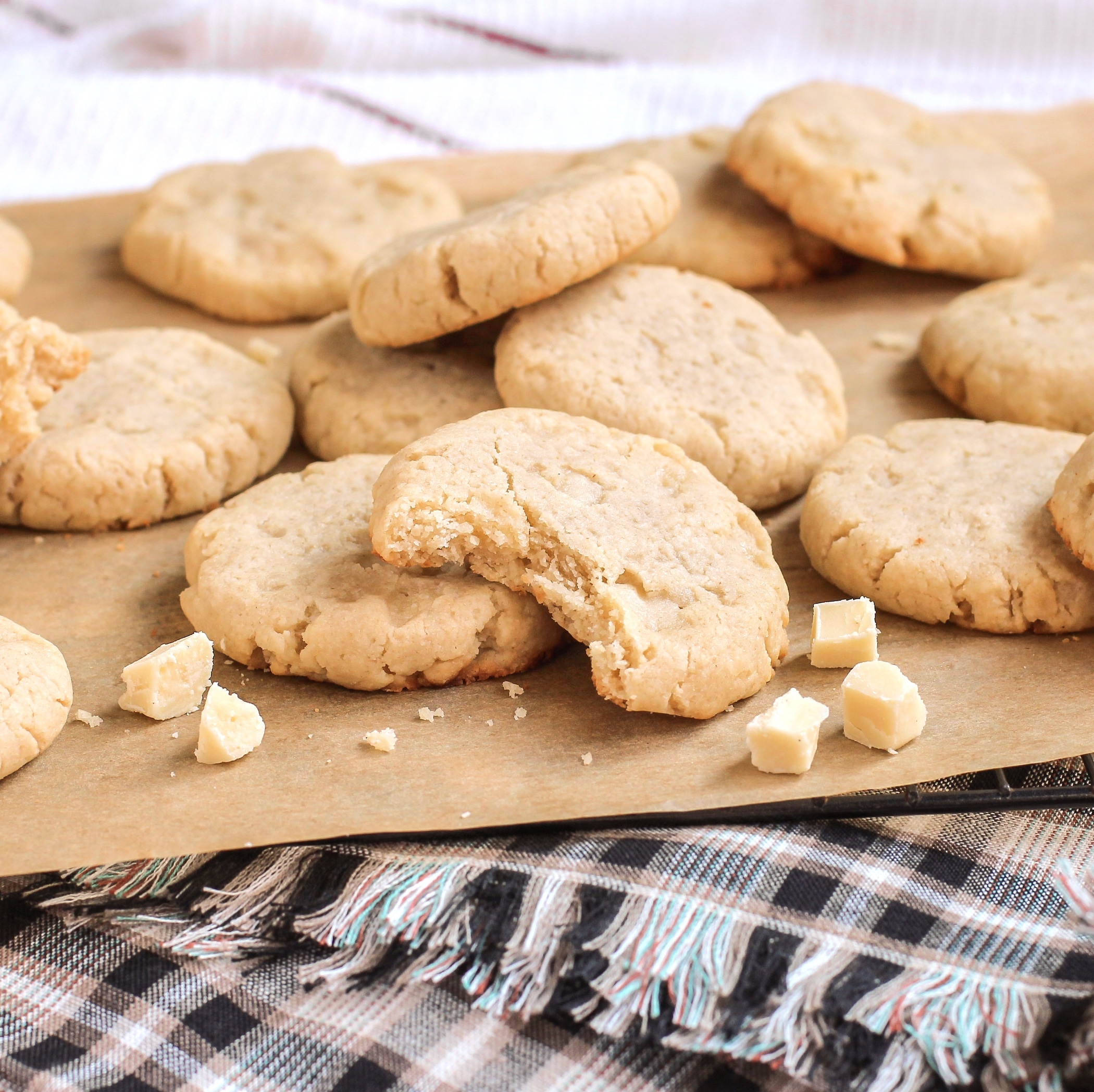 Healthy White Chocolate Macadamia Cookies - Desserts With Benefits