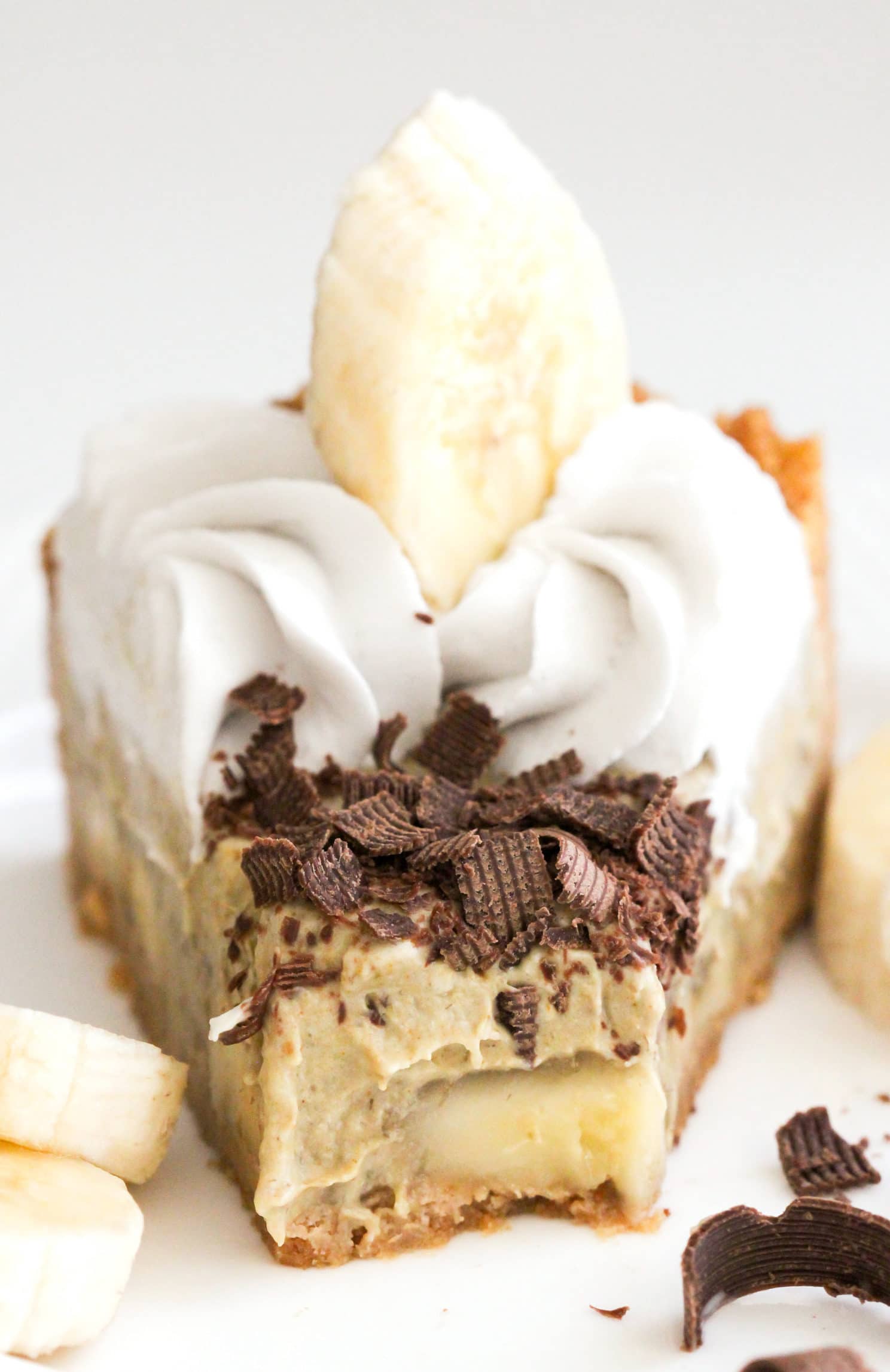 Healthy Banoffee Pie (refined sugar free, gluten free, vegan) - Healthy Dessert Recipes at Desserts with Benefits