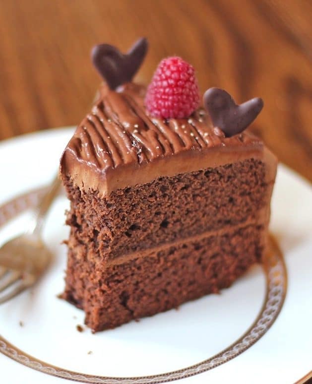 Healthy Quintuple Chocolate Cake: Chocolate Cake with Chocolate Frosting and Chocolate Ganache