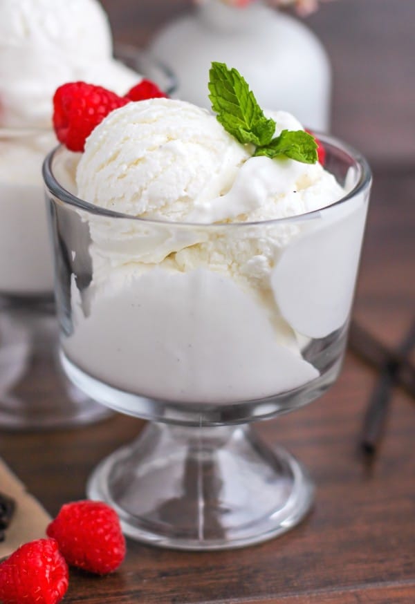 Healthy Homemade Vanilla Bean Ice Cream sugar free, low