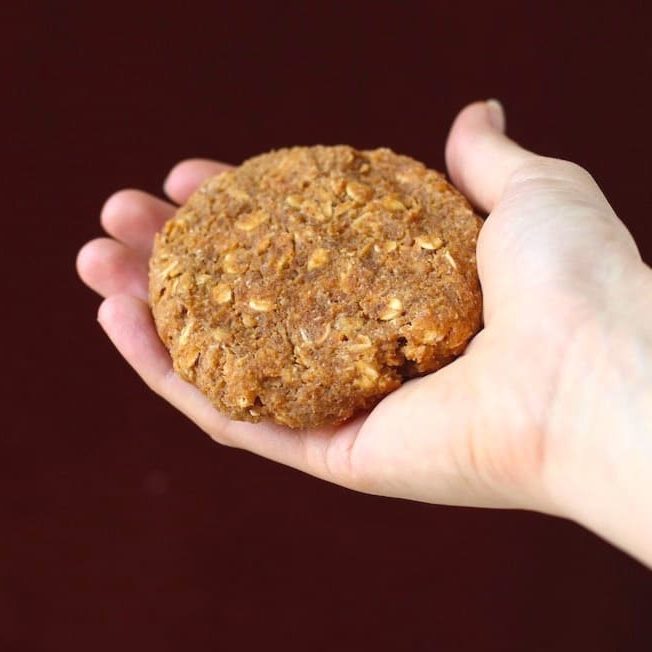 Healthy Thick, Soft and Chewy Peanut Butter Oatmeal Cookies