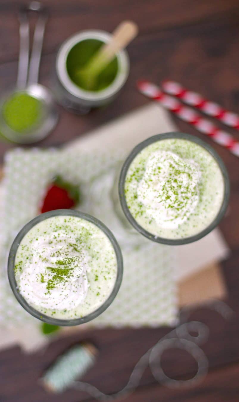 Healthy Matcha Green Tea Milkshake (sugar free, low fat, low carb and gluten free) - Healthy Dessert Recipes at Desserts with Benefits