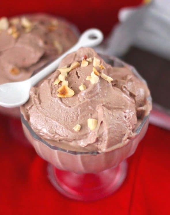 Healthy Nutella Frozen Yogurt - healthy dessert recipes blog