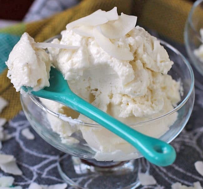 Healthy Homemade Coconut Frozen Yogurt