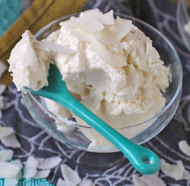 Healthy Coconut Frozen Yogurt