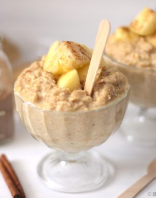 Healthy Apple Pie Overnight Dessert Oats (refined sugar free, gluten free, vegan) - Healthy Dessert Recipes at Desserts with Benefits