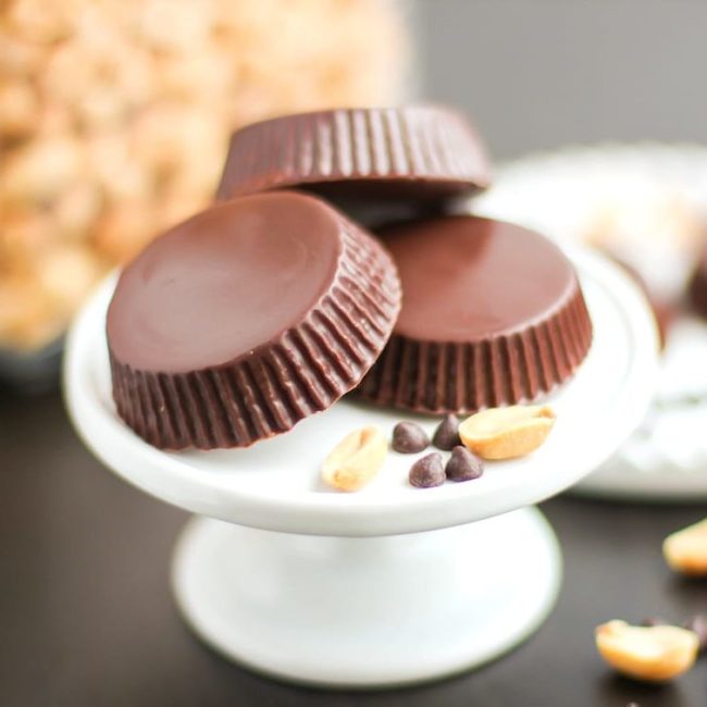 Homemade Protein-Packed Peanut Butter Cups {Healthy, Easy & Sugar Free!}