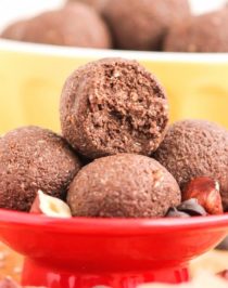 Healthy Nutella Fudge Energy Bites (refined sugar free, gluten free, vegan) - Desserts with Benefits