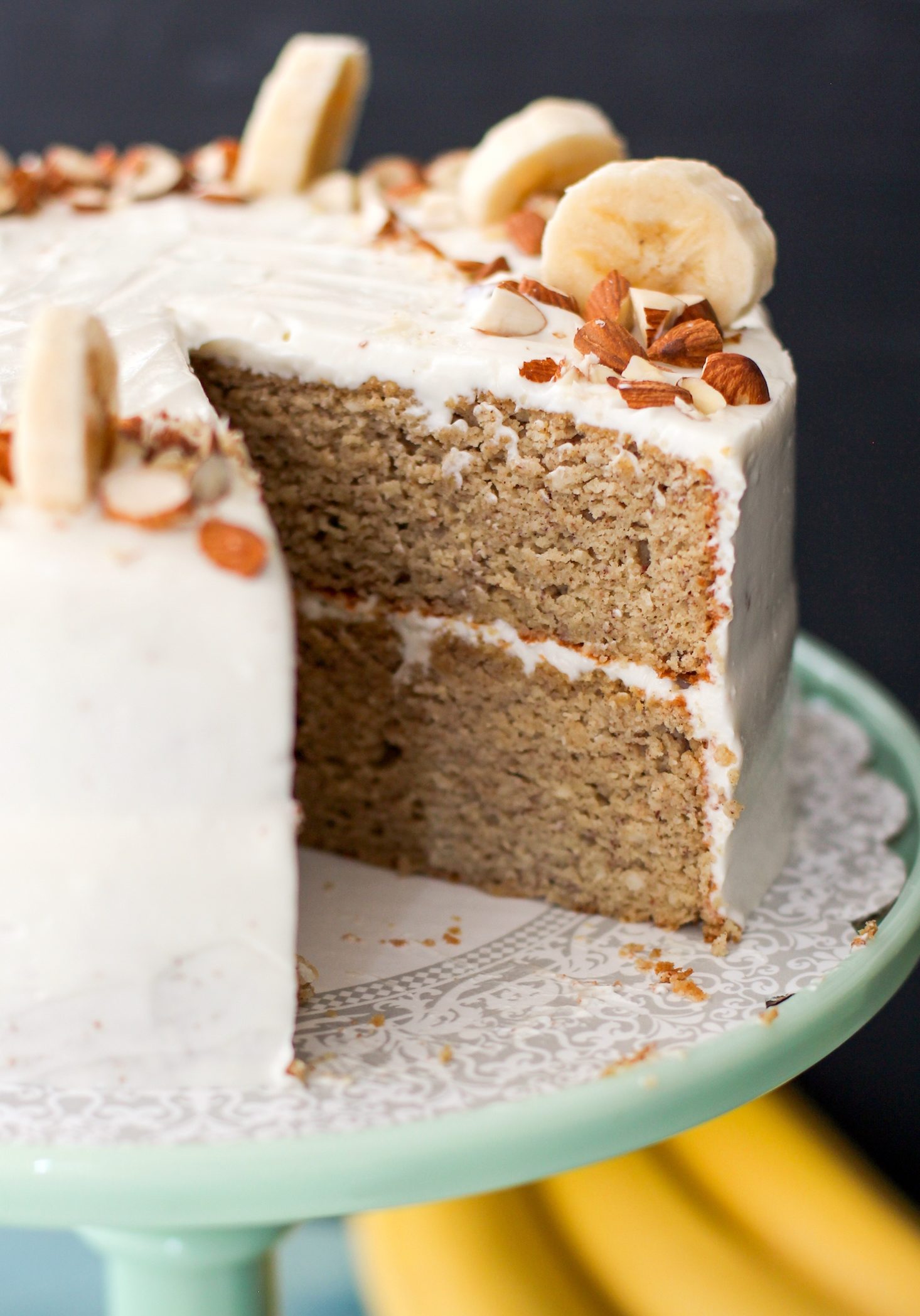 Healthy Banana Cake with Cream Cheese Frosting (refined sugar free, high protein, high fiber, gluten free) - Healthy Dessert Recipes at Desserts with Benefits