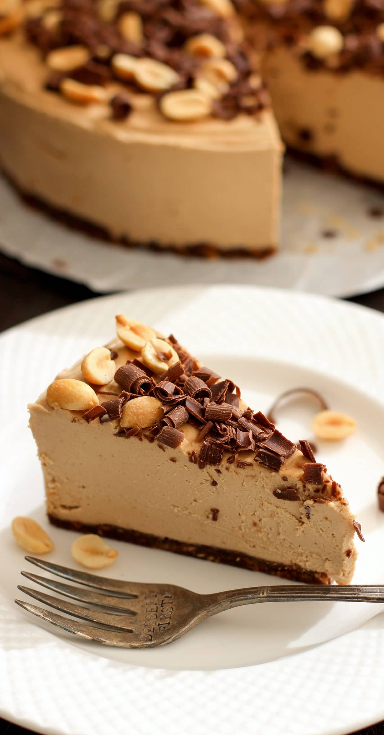 Healthy Chocolate Peanut Butter Raw Cheesecake | Vegan, Gluten Free