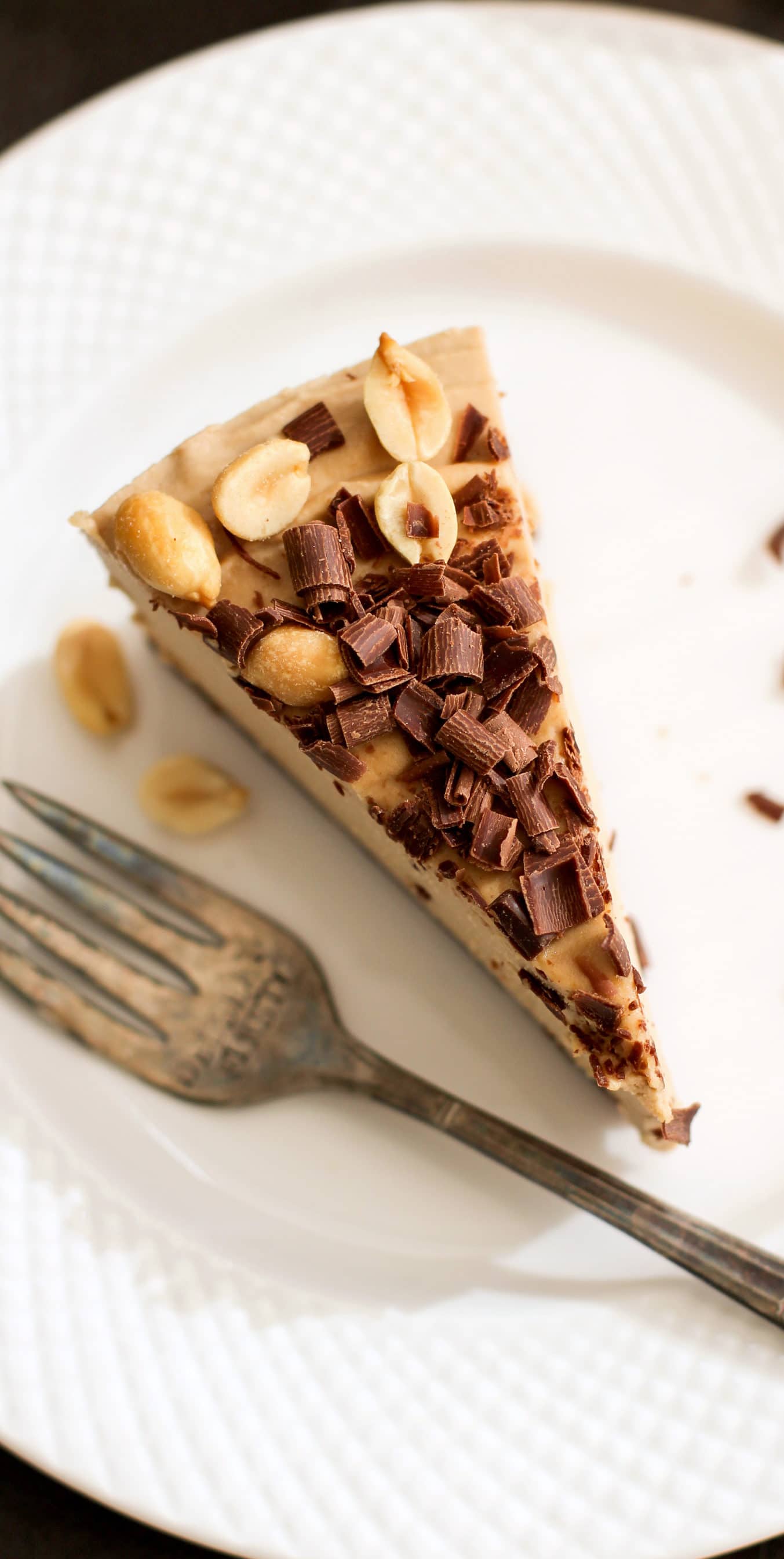 Healthy Chocolate Peanut Butter Raw Cheesecake (no bake, low sugar, high protein, high fiber, gluten free, dairy free, vegan) - Healthy Dessert Recipes at Desserts with Benefits