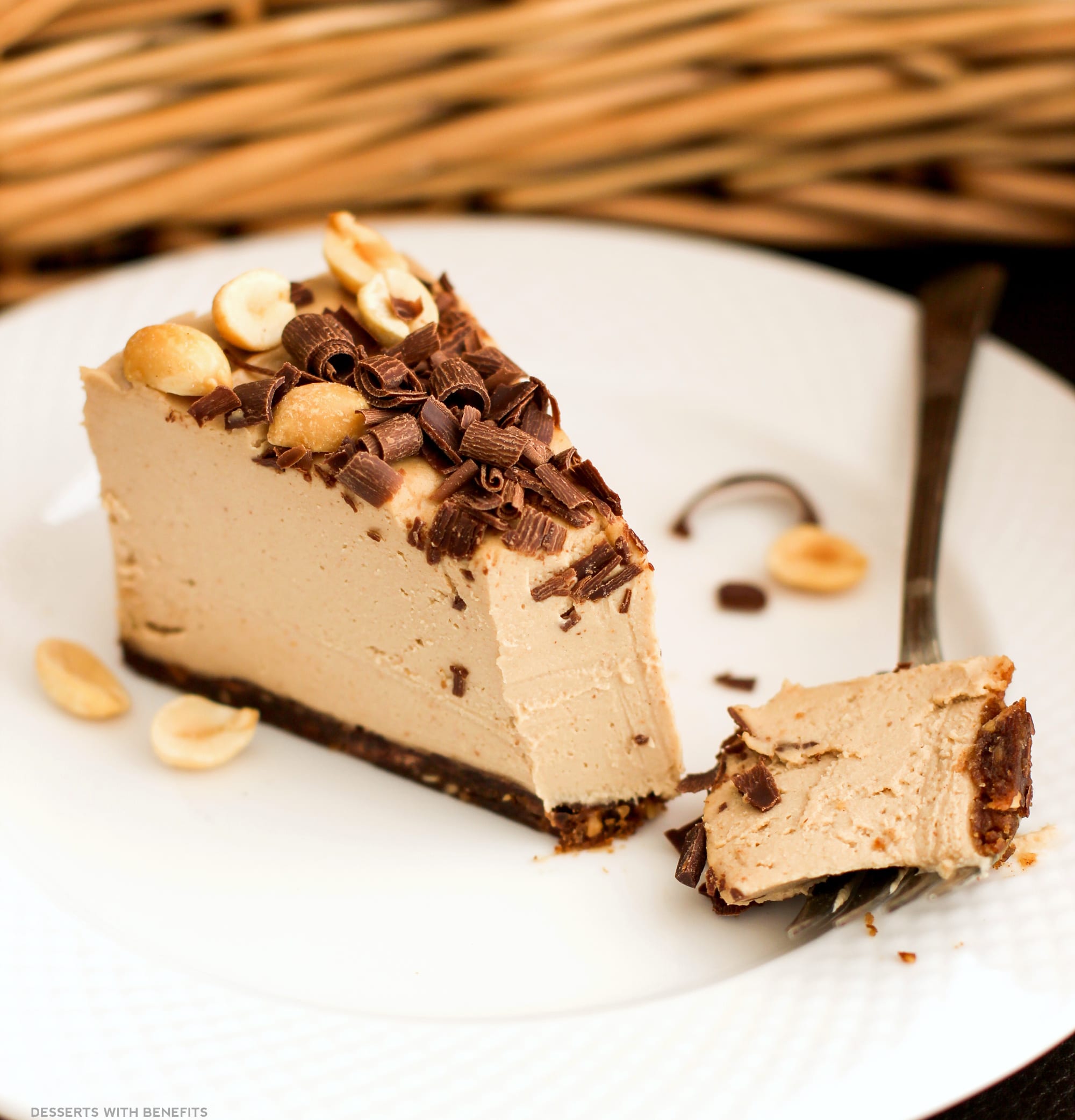 Healthy Chocolate Peanut Butter Raw Cheesecake (vegan, low sugar)