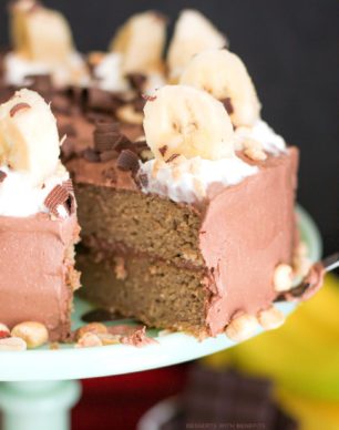 Healthy Chunky Monkey Cake: Peanut Butter Banana Cake with Chocolate Peanut Butter Frosting (refined sugar free, high protein, high fiber, gluten free) -- Healthy Dessert Recipes at Desserts with Benefits