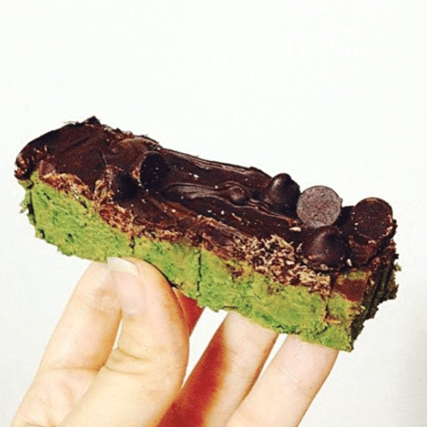 Healthy Matcha Green Tea Fudge DIY Protein Bars from the DIY Protein Bars Cookbook – authored by Jessica Stier of the Desserts with Benefits Blog