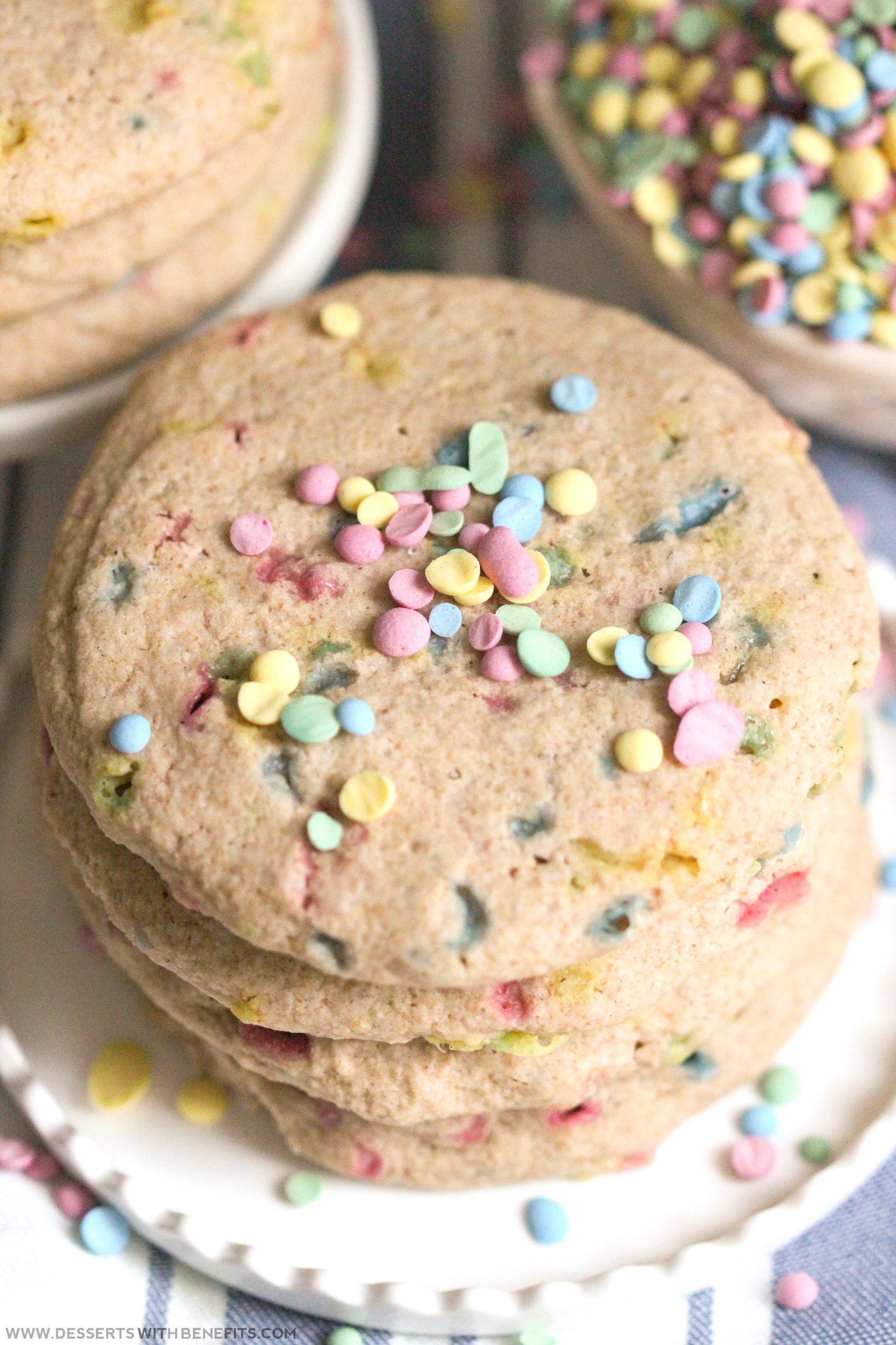 Healthy Funfetti Sugar Cookies recipe (all natural, sugar free, gluten free, dairy free, vegan) - Healthy Dessert Recipes at Desserts with Benefits