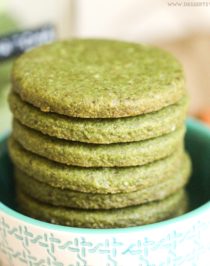 Healthy Matcha Green Tea Almond Shortbread Cookies recipe (refined sugar free, gluten free, dairy free, vegan) - Healthy Dessert Recipes at Desserts with Benefits