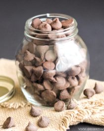 These Healthy Homemade Nutella Baking Chips are like chocolate chips but BETTER! They're like chocolate chips on crack. The chocolate and Nutella combine to make the most decadent and satisfying chocolate-hazelnut chips one can wish for! Healthy Dessert Recipes at Desserts with Benefits