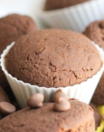These Healthy Bittersweet Chocolate Quinoa Muffins are super light and fluffy, like cupcakes, but hearty and filling, like muffins. Not overly sweet or heavy, so they're the perfect thing for breakfast first thing in the morning along with a cup of coffee. It's hard to believe these muffins are low calorie, low fat, sugar free, gluten free, AND vegan! -- Healthy Dessert Recipes with sugar free, low calorie, low fat, high protein, gluten free, dairy free and vegan options at the Desserts With Benefits Blog (www.DessertsWithBenefits.com)
