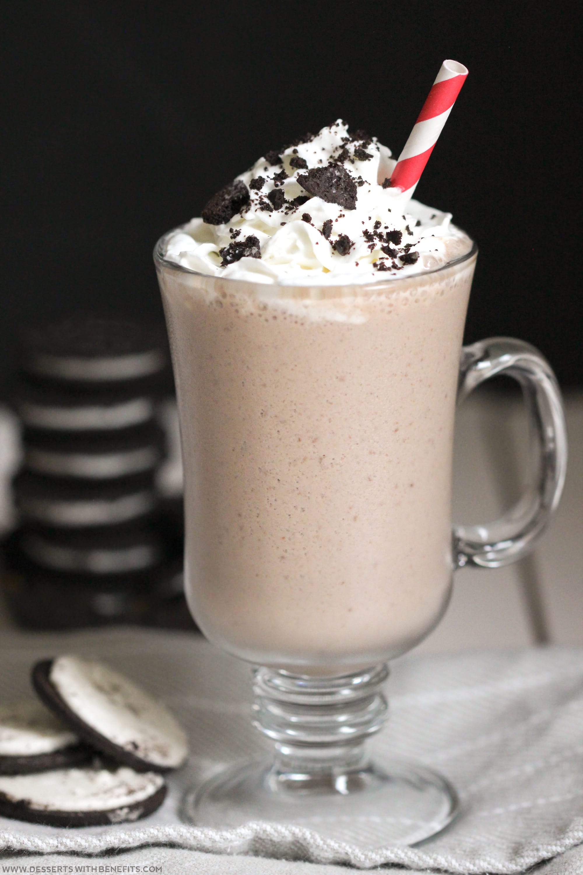 Healthy Oreo Shake Recipe | refined sugar free, high protein, gluten free