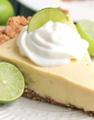 Ever dreamt of a Healthy Key Lime Pie without the healthy taste? Your prayers have been answered! It's got the perfect combination of tart and sweet, rich and creamy, and healthy and delicious! -- Healthy Dessert Recipes with sugar free, low calorie, low fat, high protein, gluten free, dairy free, and vegan options at the Desserts With Benefits Blog (www.DessertsWithBenefits.com)