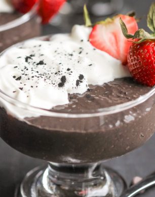 This sweet and chocolatey, secret ingredient Healthy Black Velvet Chia Seed Pudding is all natural, sugar free, high protein, gluten free, AND vegan, but you'd never know it. Black Velvet is just like red velvet, only jet-black! -- Healthy Dessert Recipes with sugar free, low calorie, low fat, high protein, gluten free, dairy free, vegan, and raw options at the Desserts With Benefits Blog (www.DessertsWithBenefits.com)