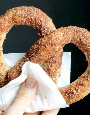 These Healthy Low Carb and Gluten Free Cinnamon Sugar Soft Pretzels are so fluffy and delicious, you'll never believe they're sugar free, low carb, high protein, and high fiber! -- Healthy Dessert Recipes with sugar free, low calorie, low fat, high protein, gluten free, dairy free, vegan, and raw options at the Desserts With Benefits Blog (www.DessertsWithBenefits.com)