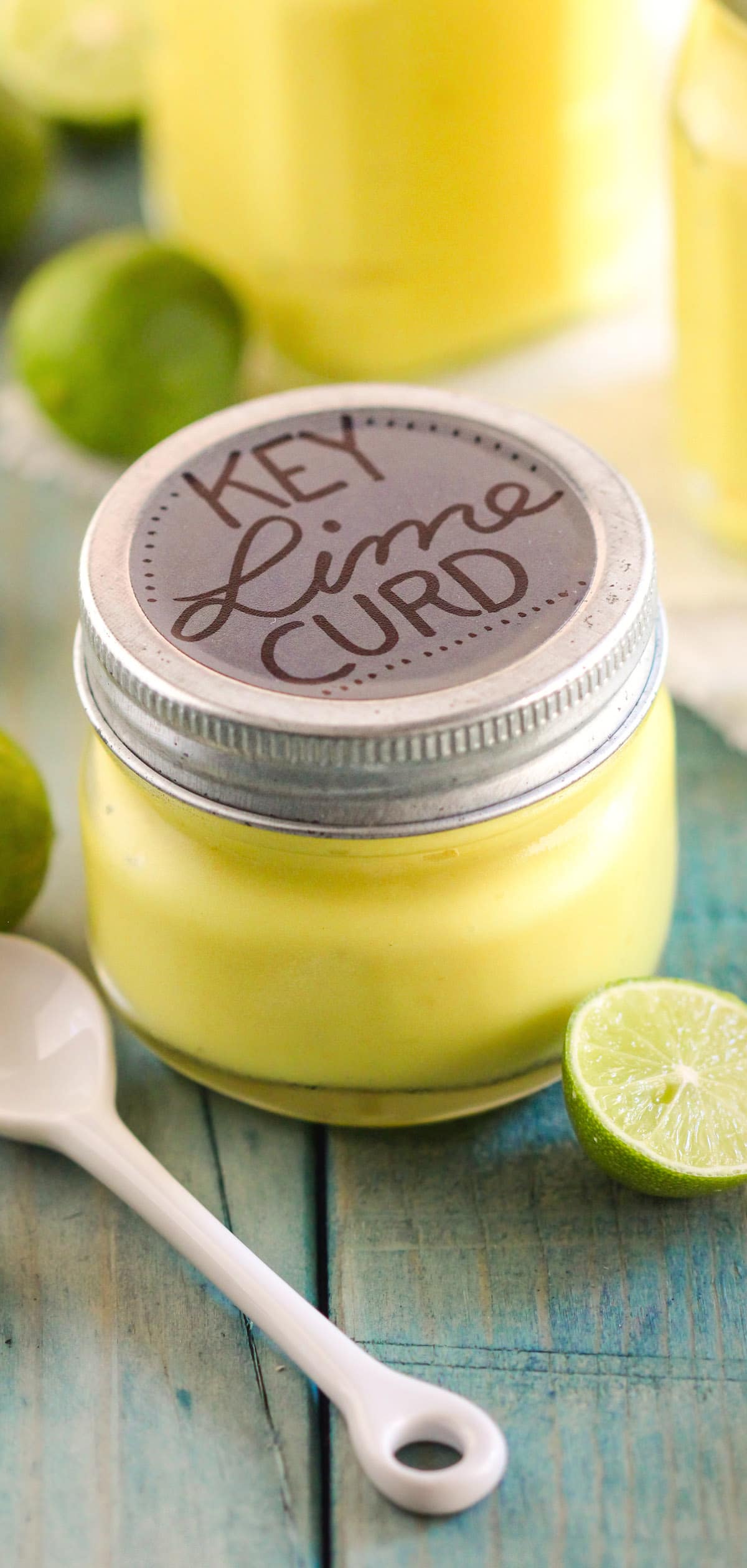 (How to Make Key Lime Curd) This Healthy Vegan Key Lime Curd is creamy, sweet, tart, and delicious. You'd never know it's sugar free, low carb, gluten free, dairy free, and vegan! It’s summer in a spoonful. Healthy Dessert Recipes with sugar free, low calorie, low fat, low carb, high protein, gluten free, dairy free, vegan, and raw options at the Desserts With Benefits Blog (www.DessertsWithBenefits.com)