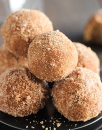 Healthy Baked Pumpkin Donut Holes