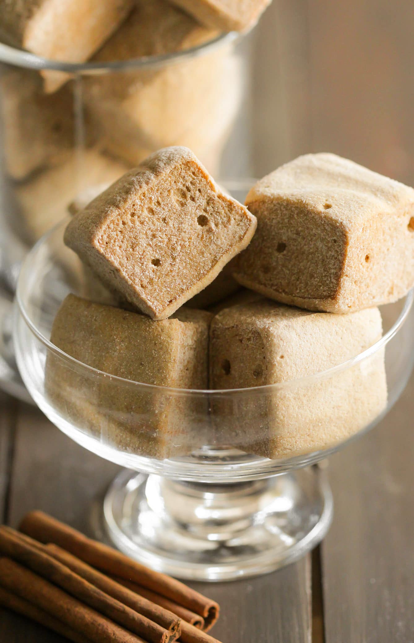 These Healthy Homemade Pumpkin Spice Marshmallows are the fluffiest, most flavorful, and FUN mallows I've ever made! Delicious and packed with spices, such as cinnamon, ginger, and nutmeg. You'll never believe these are refined sugar free, fat free, gluten free, and all natural! Healthy Dessert Recipes at the Desserts With Benefits Blog (www.DessertsWithBenefits.com)