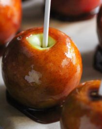 Love Caramel Apples but don't want all the sugar, corn syrup, cream, or butter? Make these homemade Healthy Caramel Apples! These sweet, crunchy apples are coated in a rich, sticky caramel. They're so addicting you'd NEVER suspect they're refined sugar free (made without corn syrup!), dairy free, and vegan.