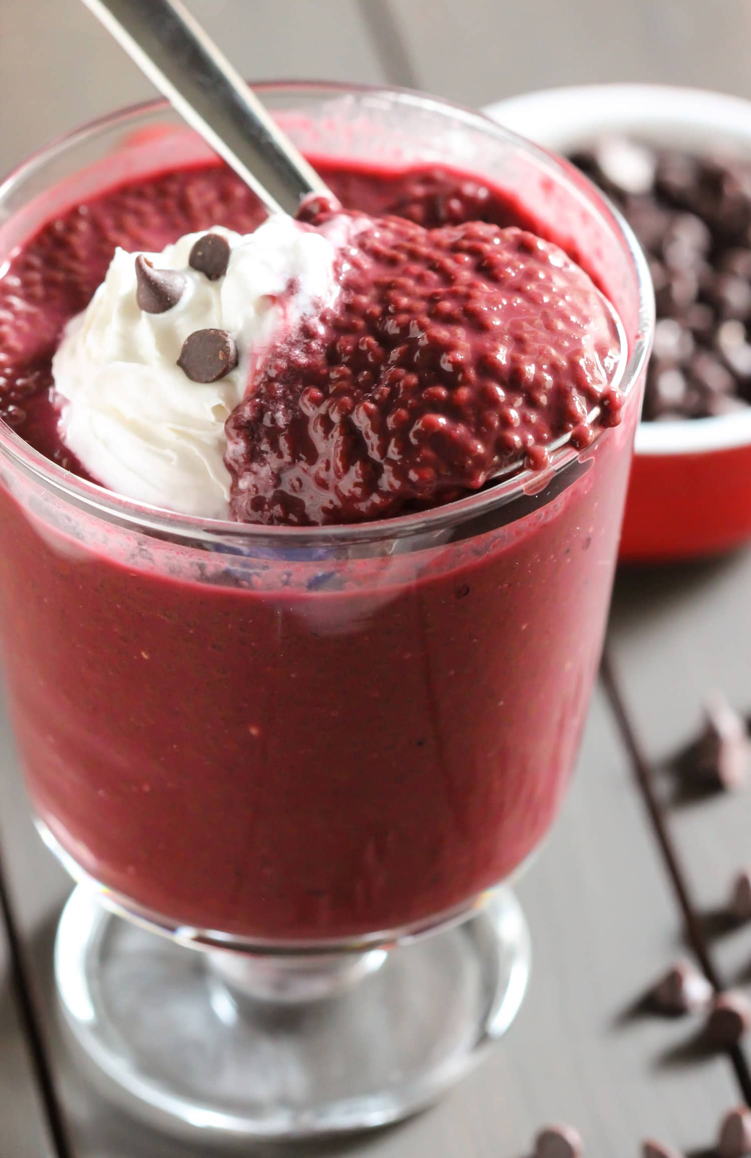 Have dessert for breakfast with this Healthy Red Velvet Chia Seed Pudding! This sweet and chocolatey recipe is all natural (no artificial food dyes here), sugar free, low carb, high fiber, gluten free, dairy free, and vegan. Satisfy your morning sweet tooth while getting in some nutrition! Healthy Dessert Recipes with low calorie, low fat, high protein, and raw options at the Desserts With Benefits Blog.