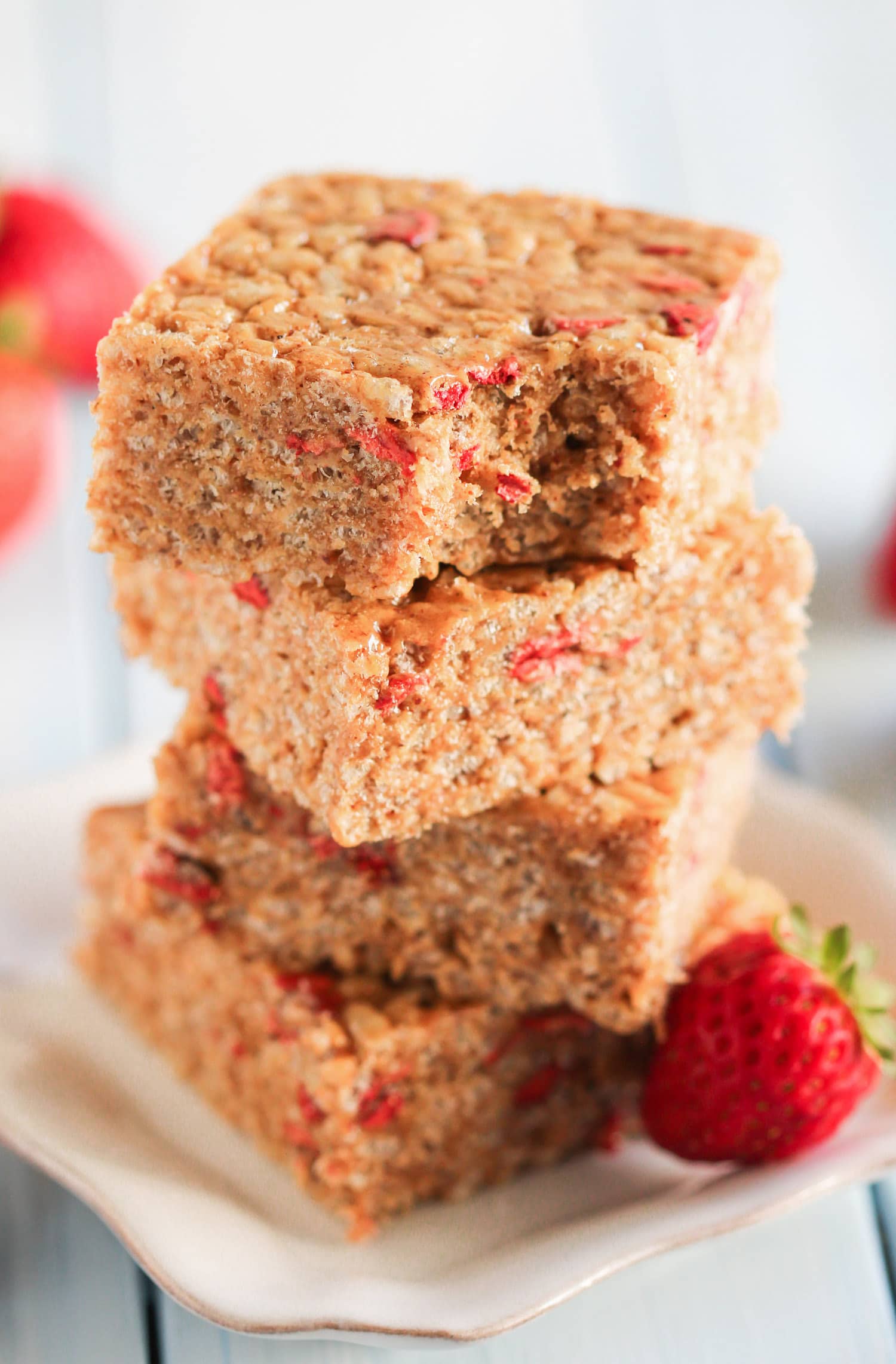 Healthy Strawberry Shortcake Krispy Treats (refined sugar free, high protein, gluten free)