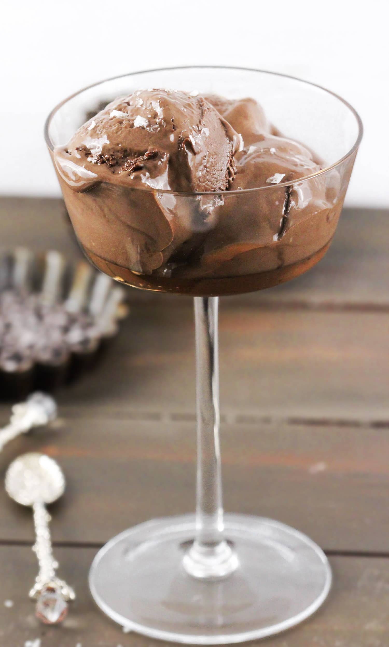 5-ingredient no-churn medicated chocolate olive oil ice cream (made in a blender — no ice cream machine needed!)