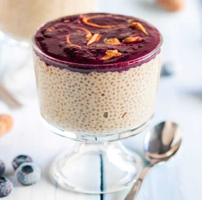 5-ingredient Healthy Peanut Butter and Jelly Chia Seed Pudding Recipe