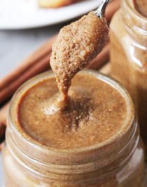 Healthy Cinnamon Roll Almond Butter