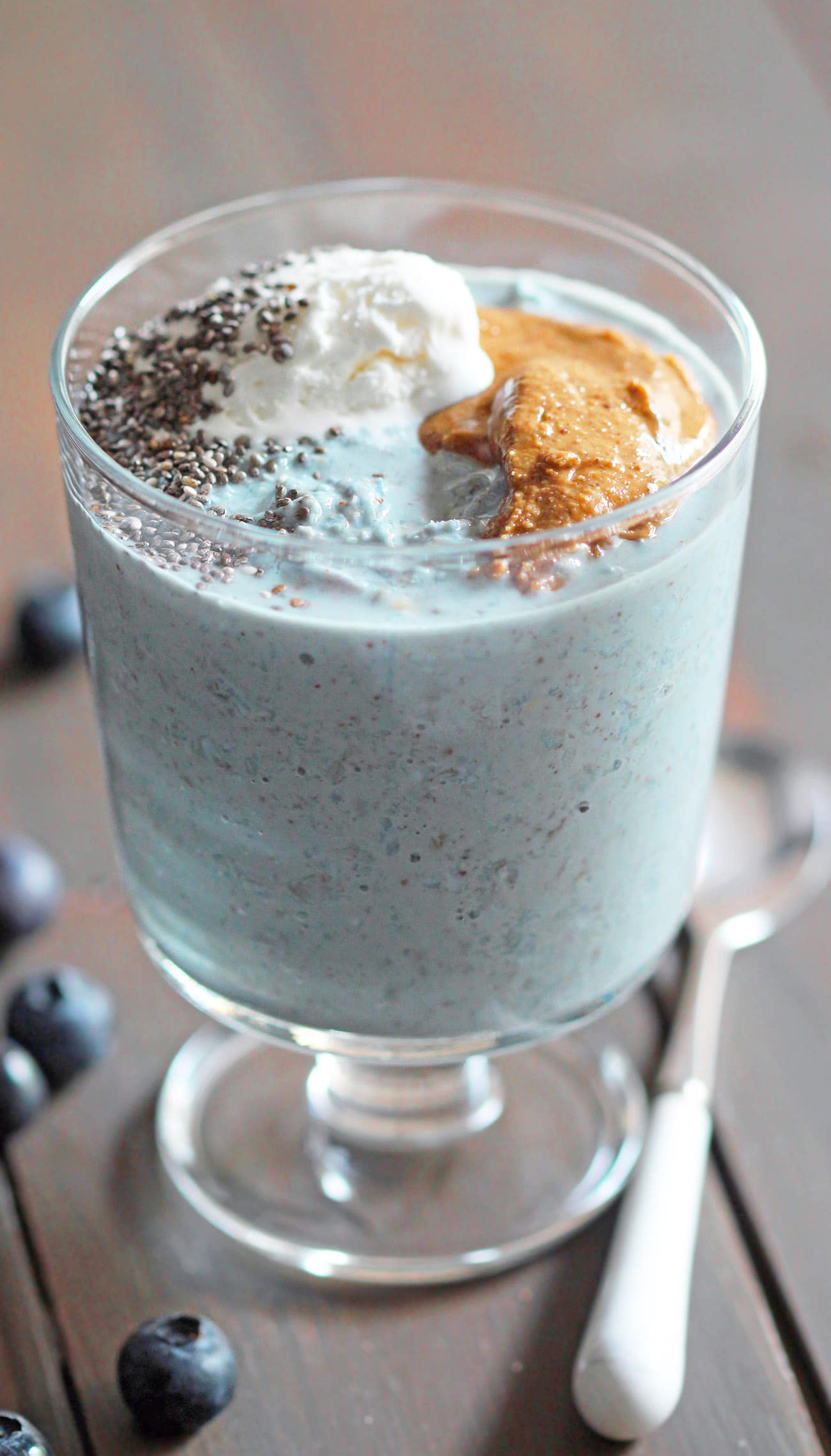 Healthy Blue Overnight Oats (gluten free, vegan)